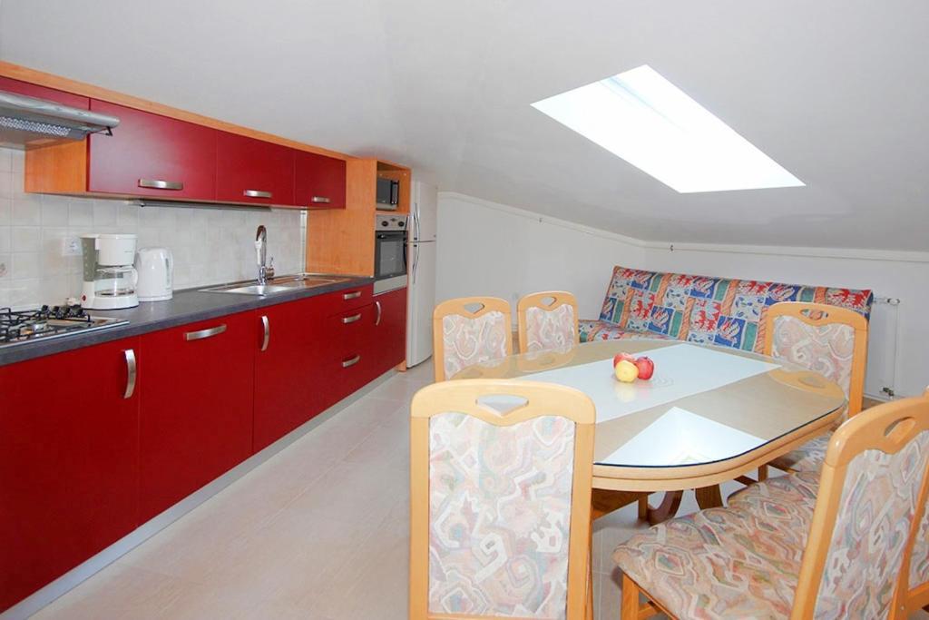 Istriensonne - Apartments Veruda Mit Grillterrasse Pula Exteriör bild